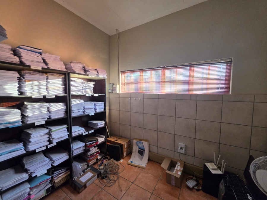 To Let Commercial Property for Rent in Bethlehem Free State